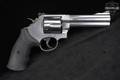 Smith & Wesson (S&W) Model 629-6 Classic .44 Mag. Satin Stainless in Good Condition Image 4