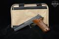 Smith & Wesson (S&W) Model 422 .22 LR Matte Blued in Very Good Condition Image 2