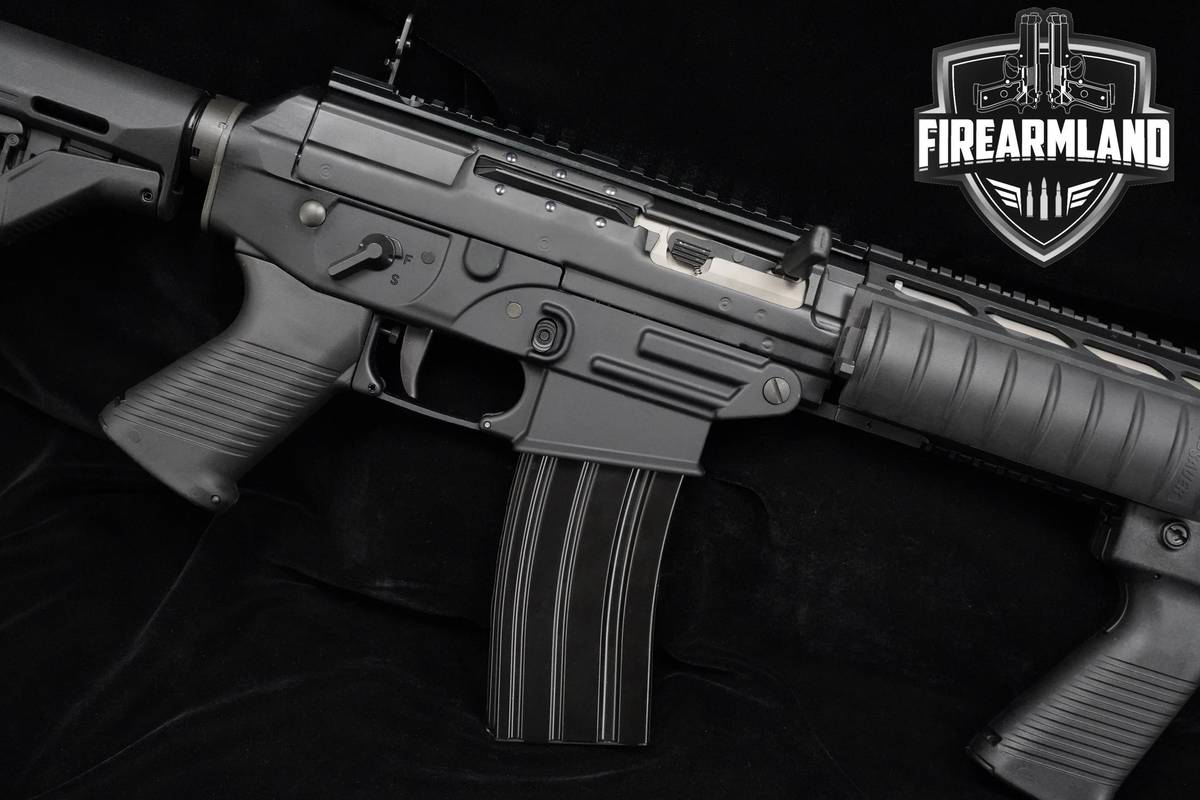 2009 Sig Sauer SIG-556 5.56 NATO 16" Sig-Sauer-SIG-556 SIG556 +ORIG CASE