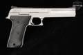 Smith & Wesson (S&W) Model 2206 Target .22 LR Stainless in Good Condition Image 4