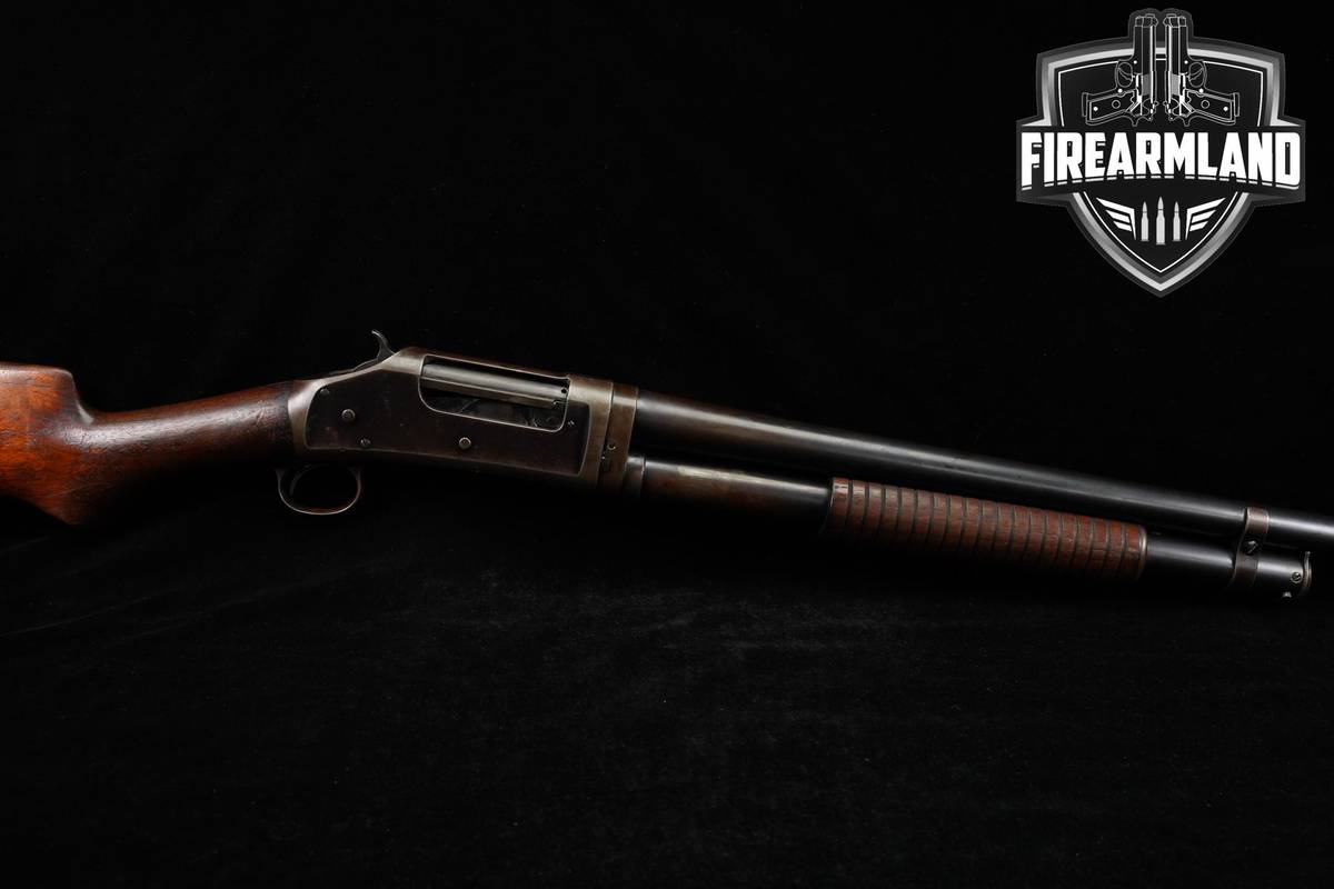 1913 Winchester Model 1897 Standard Grade Takedown 12-Gauge 30" Walnut