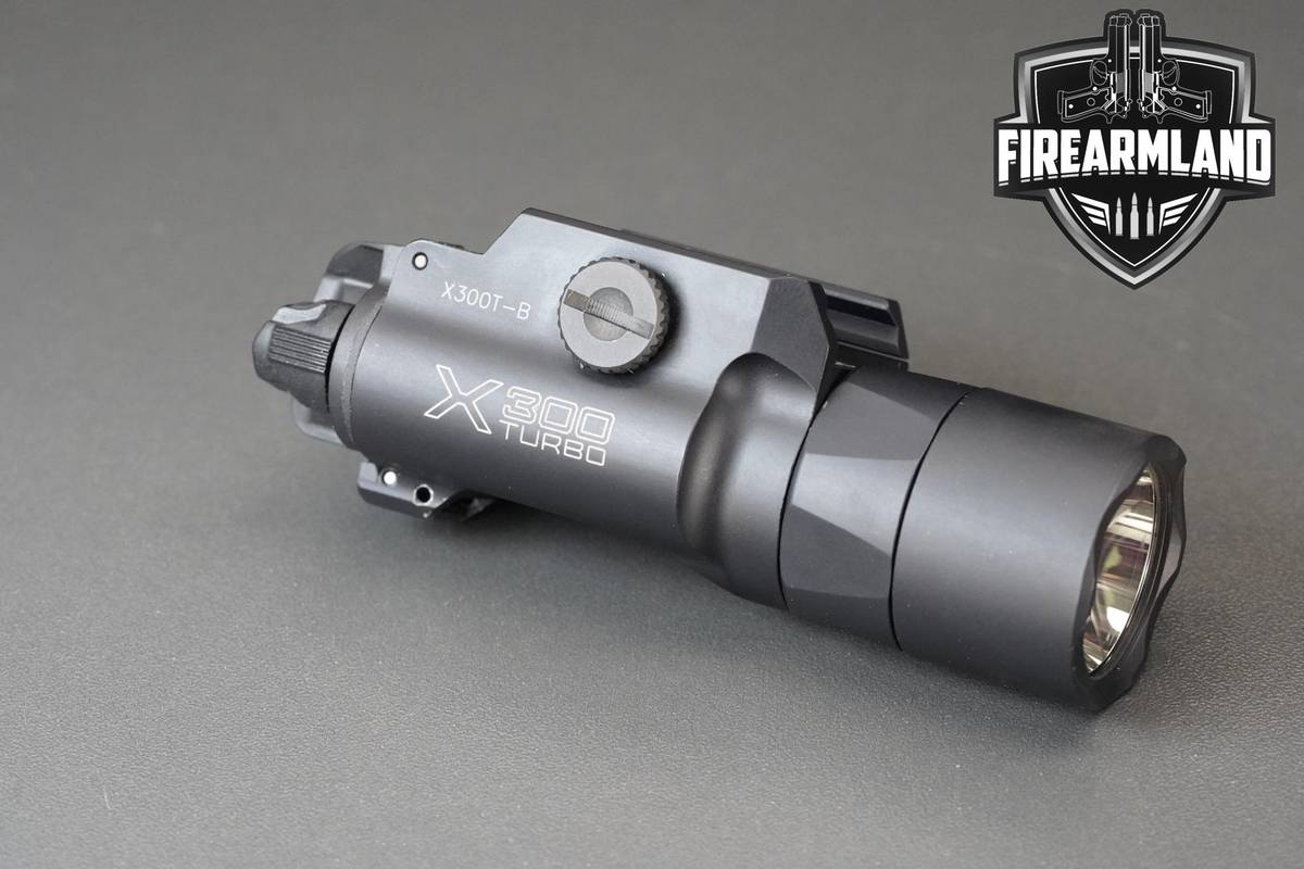 SureFire X300-T-B Turbo SureFire X-300 Tactical Weapon Light
