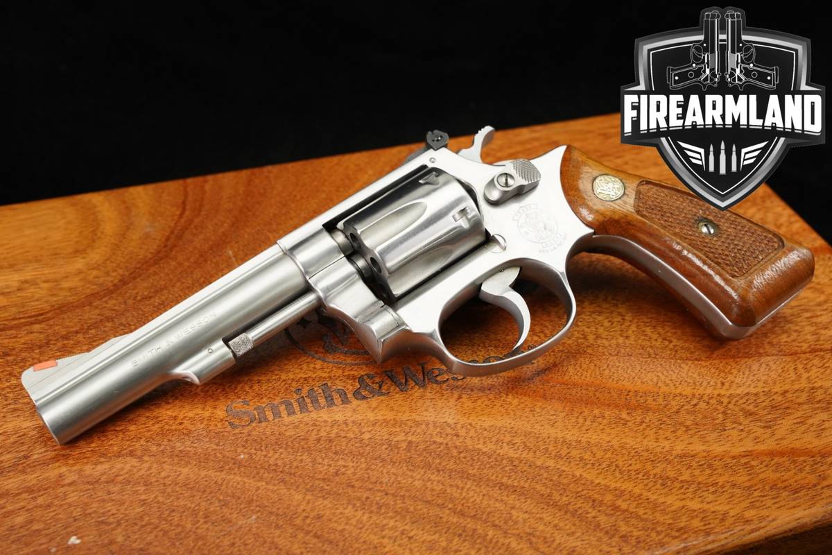 Smith & Wesson Model 651 No Dash, Kit Gun S&W 22 WMR Satin Stainless DA/SA