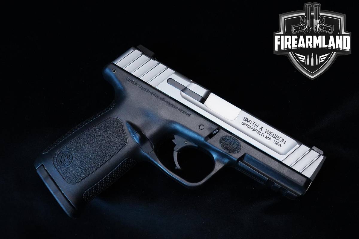 Smith & Wesson (S&W) SD40 VE 40 S&W 4" SD40 SD-40 SD40VE +2 MAGS