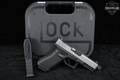 Glock G22 Gen 3; Front Sight SP1 Piazza .40 S&W Silver in Excellent Condition Image 2