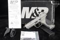 Smith & Wesson (S&W) M&P9 M2.0 Metal 9mm Luger (9x19 Para) Gray in Excellent Condition Image 2