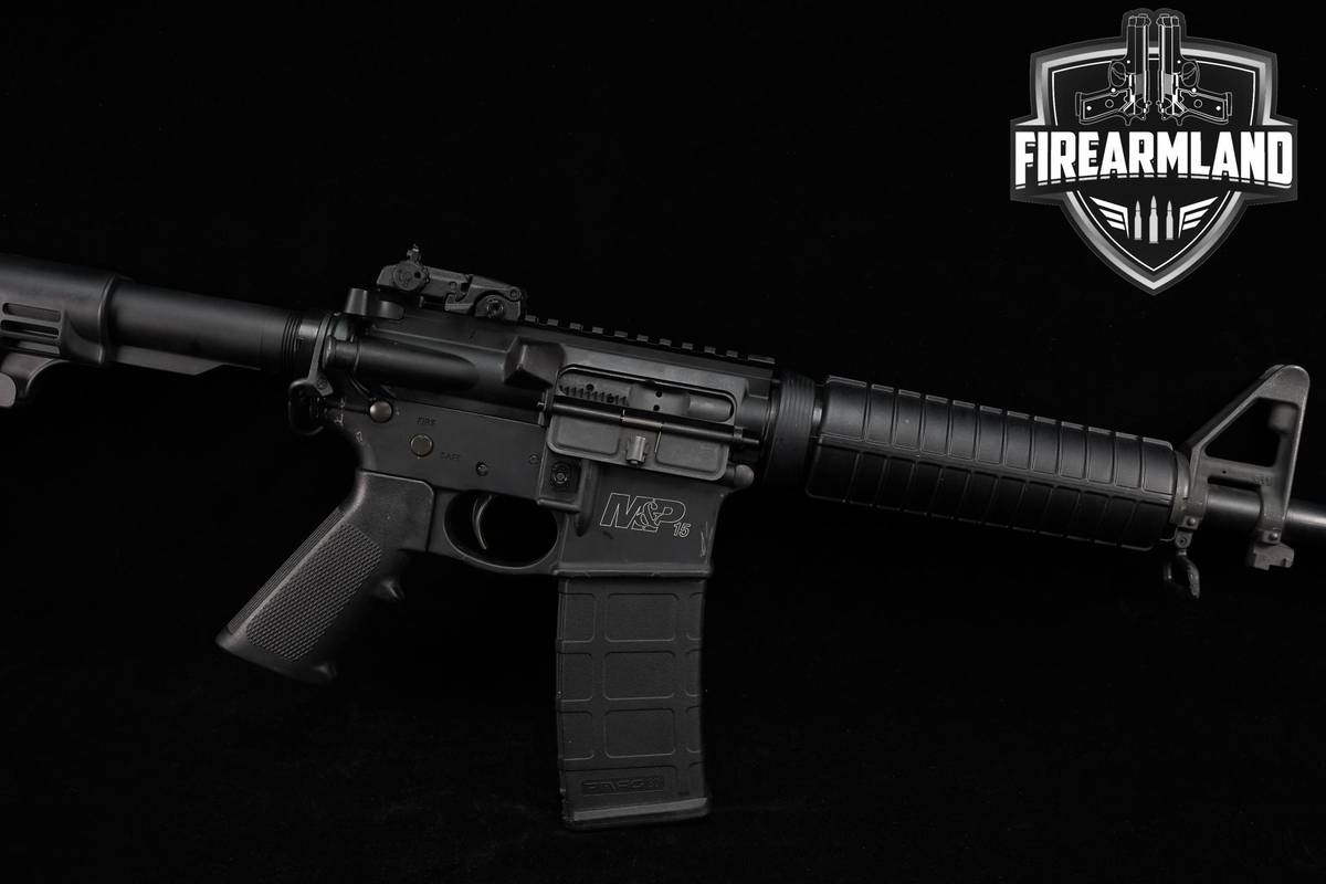 Smith & Wesson S&W M&P-15 5.56 NATO AR15 16" Sporting Rifle +3 MAGS