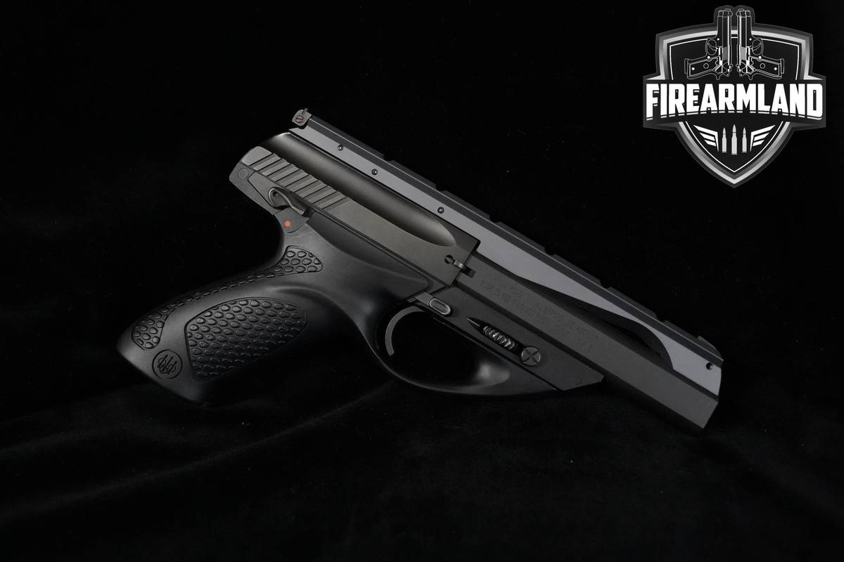 Beretta U22 Neos 22LR 4.5" Beretta +2 MAGS & ORIG CASE