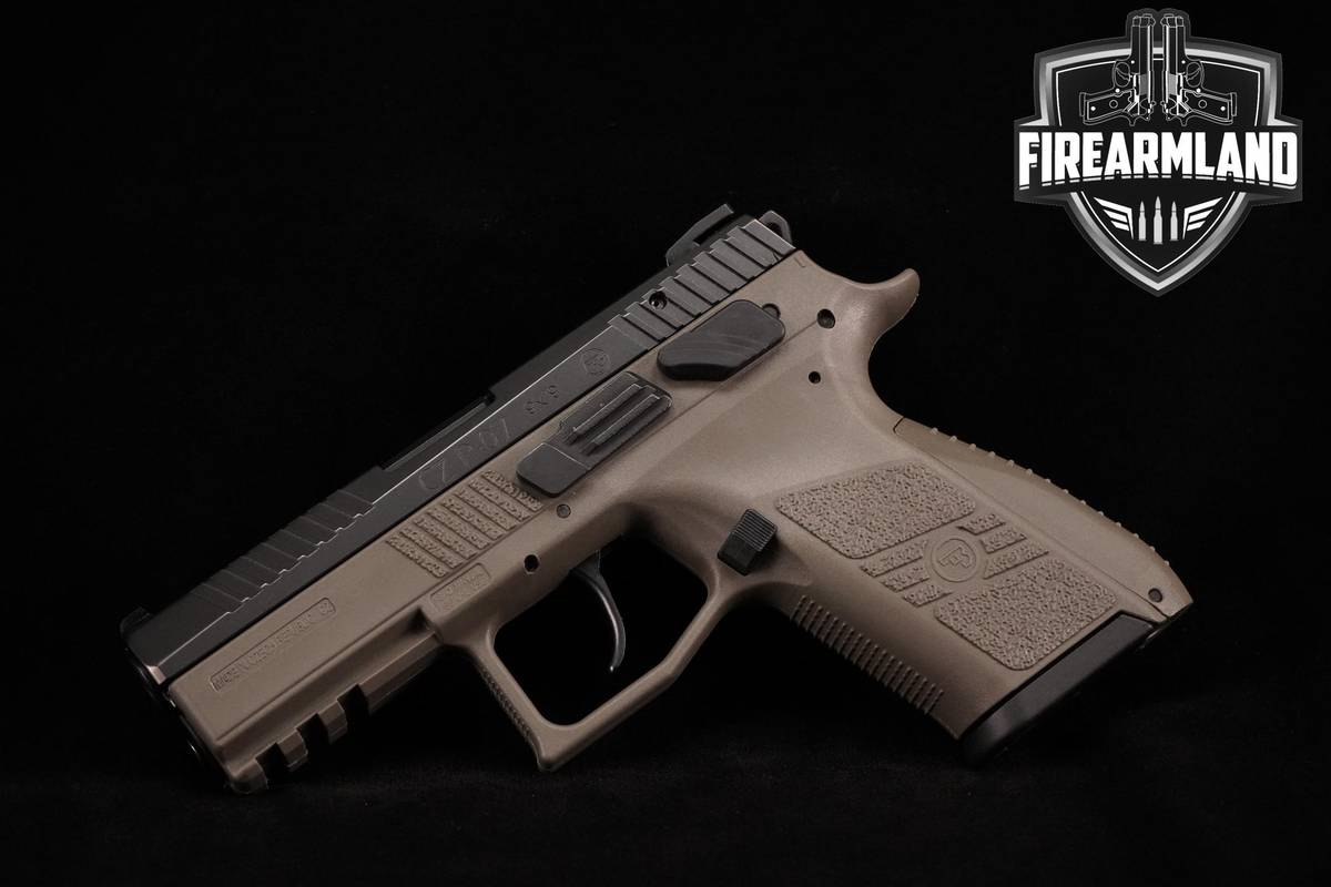 CZ P-07 9mm 3.75" Two-Tone P07 +2 MAGS & ORIG CASE