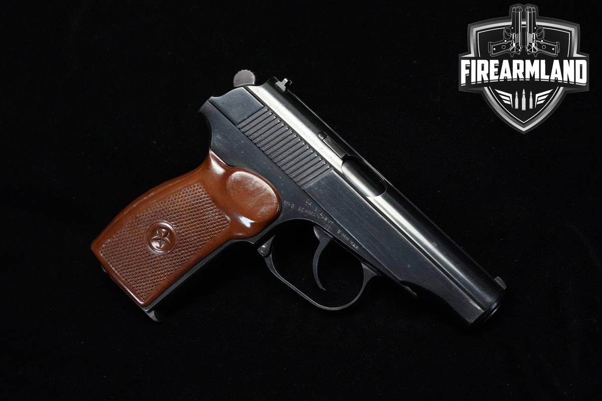 1962 Century Arms (CAI) Makarov 9x18mm Makarov 3.6" Blued 2MAGS & ORIG CASE