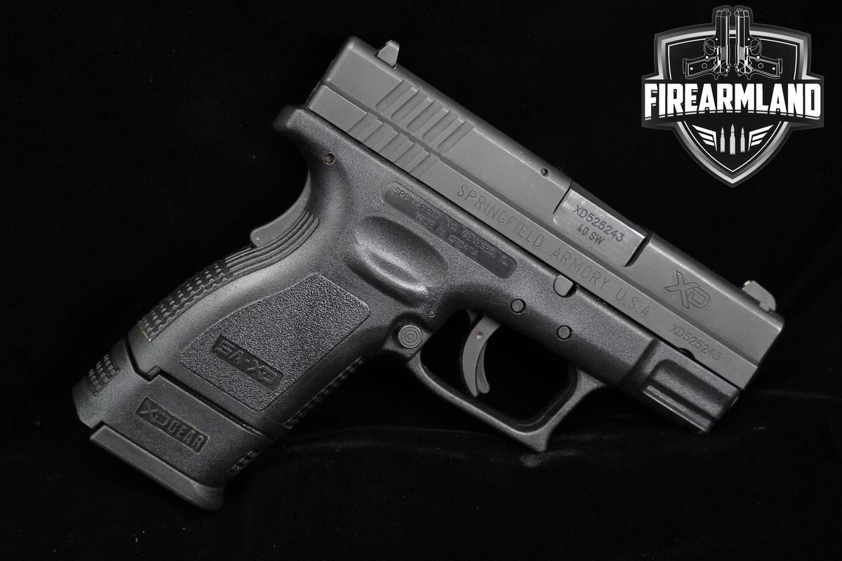 Springfield Armory XD-40 Sub-Compact 40S&W 3" +5 MAGS, ORIG CASE & HOLSTER