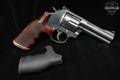 Smith & Wesson (S&W) 686-6 Plus .357 Mag. Silver in Excellent Condition Image 2