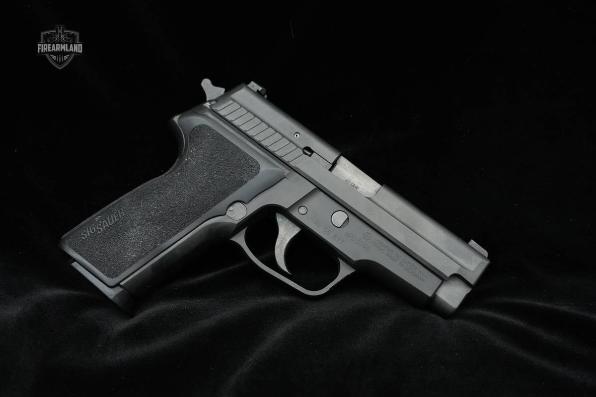 Sig Sauer P229 40 S&W Pistol Sig 40S&W P229 Semi Pistol 40 Cal P 229 40S&W
