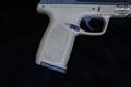 Smith & Wesson (S&W) SD40 FDE .40 S&W Armornite in Excellent Condition Image 3