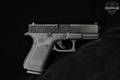 Glock 19 Gen5, Front Serrations (FS), non-MOS 9mm Luger Black in Excellent Condition Image 5
