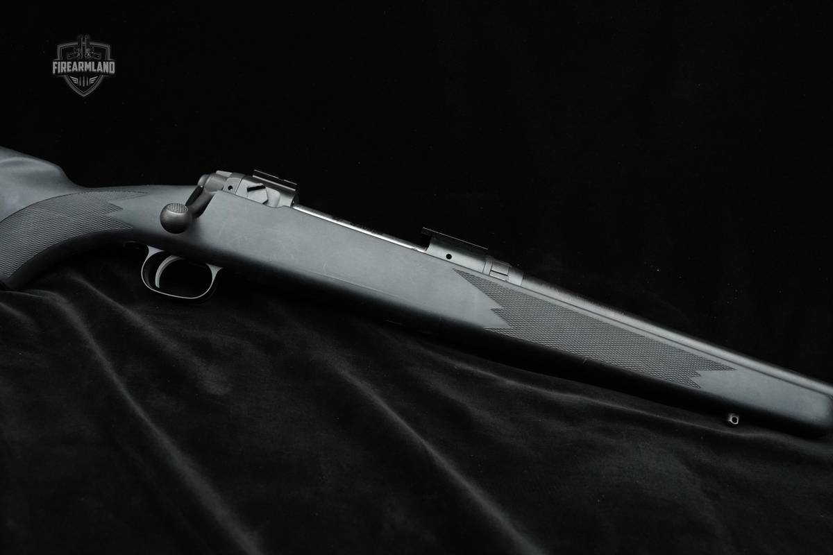 Savage 110 7mm Rem Mag Bolt rifle Savage 7mm-Rem-Mag 110 Rifle Bolt Action