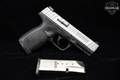 Smith & Wesson (S&W) SD40 VE Compliant .40 S&W Matte Silver in Very Good Condition Image 2