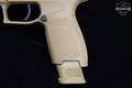Sig Sauer P320 M17 9mm Luger Coyote Tan in Excellent Condition Image 4