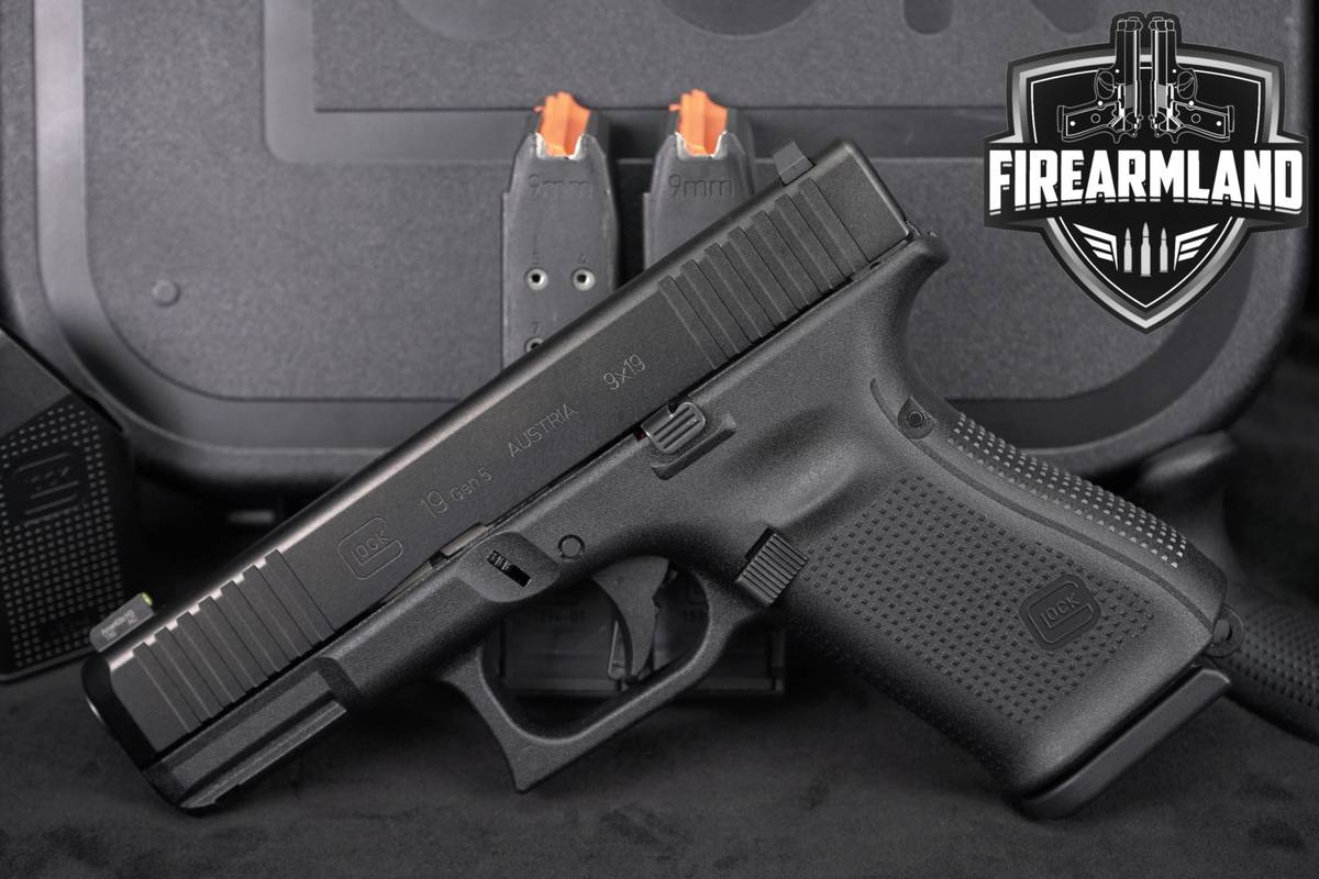 Glock 19 Gen5 G19 Gen 5 9mm +3 MAGS & ORIG CASE