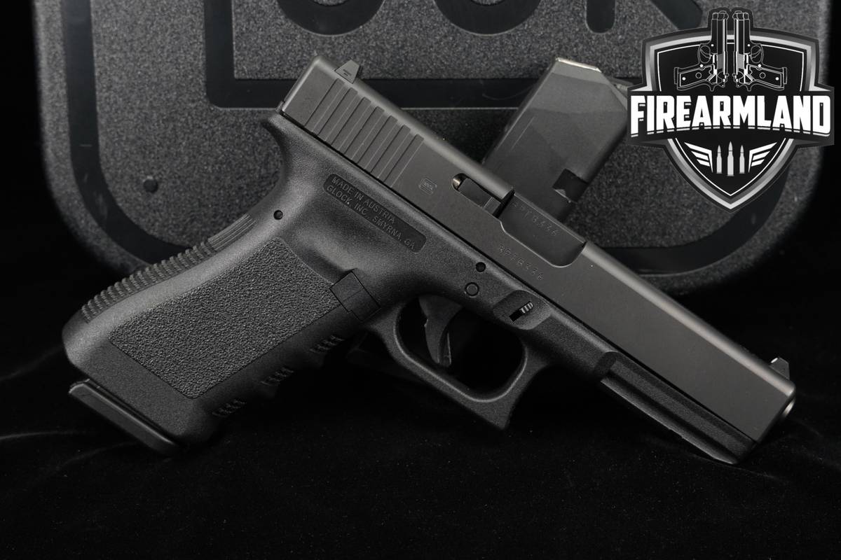 Glock 17 Gen3 G17 Gen 3 9mm 4.49 +2 MAGS & ORIG CASE