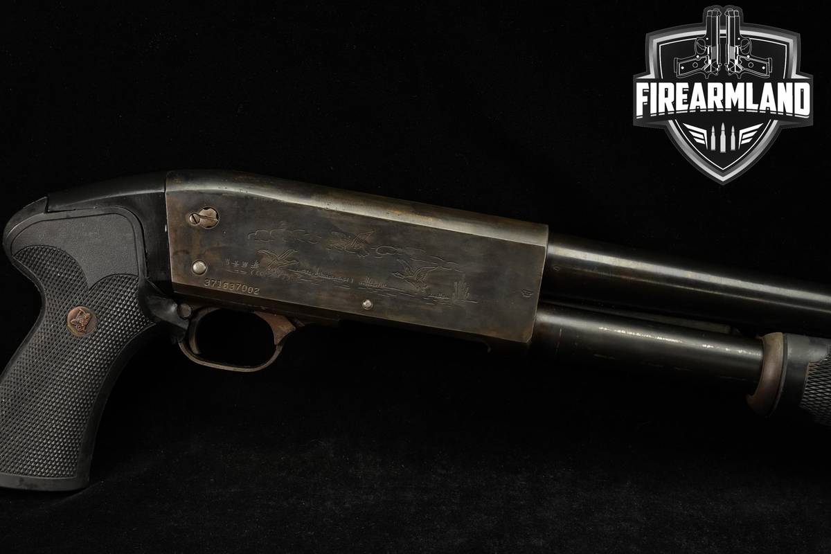 VINTAGE! Ithaca Model 37 Featherlight 12-Gauge 20" Engraved 2-3/4"