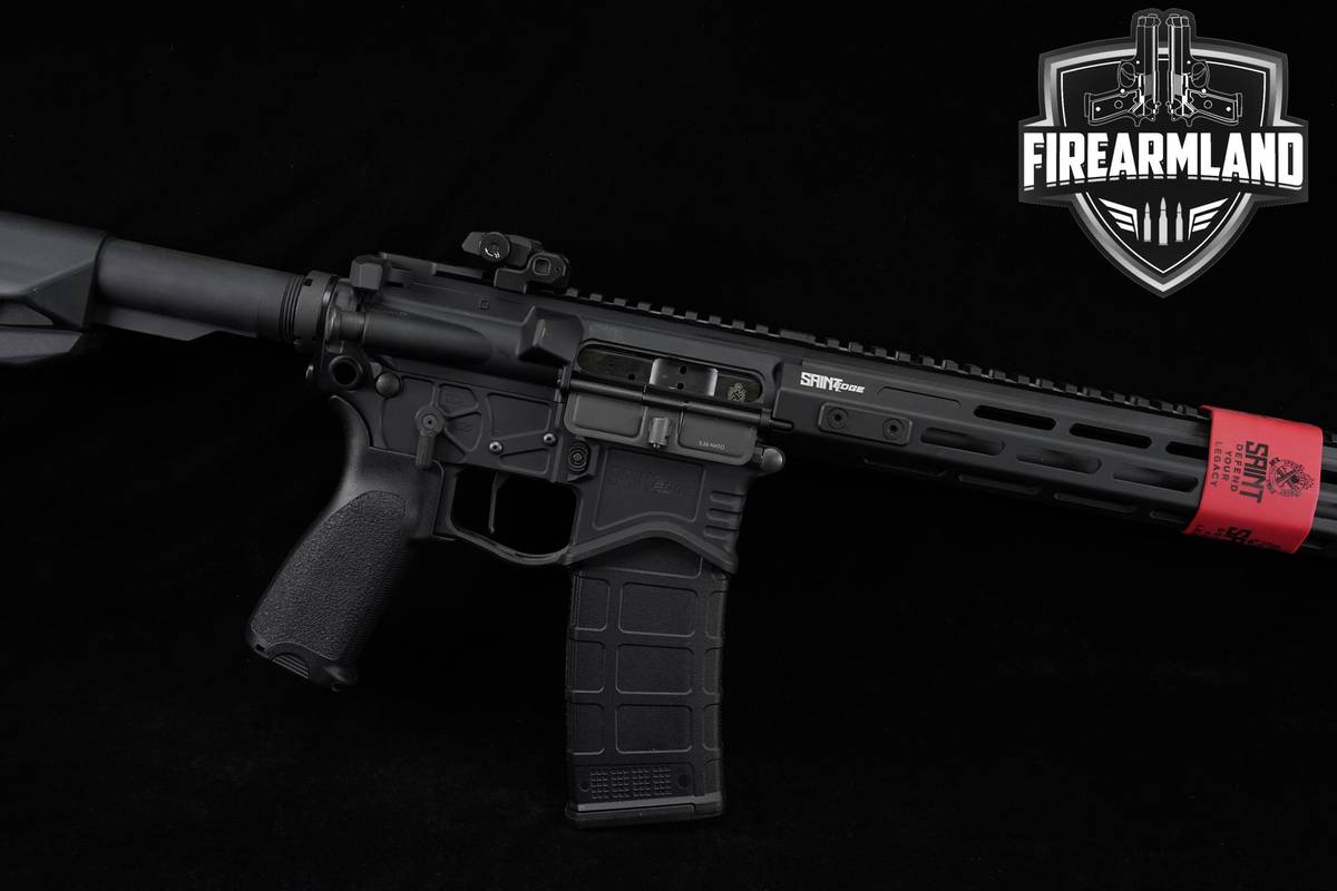 Springfield Armory SAINT Edge 5.56 NATO AR-15 AR15 16 +3 MAGS & ORIG CASE