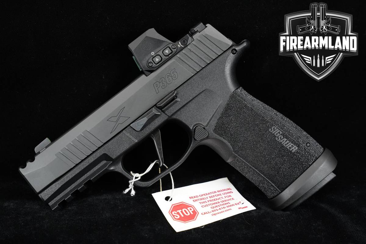 LIKE-NEW Sig Sauer P365 XMacro COMP 9mm P-365 +3 MAGS, ORIG CASE & ROMEO-X