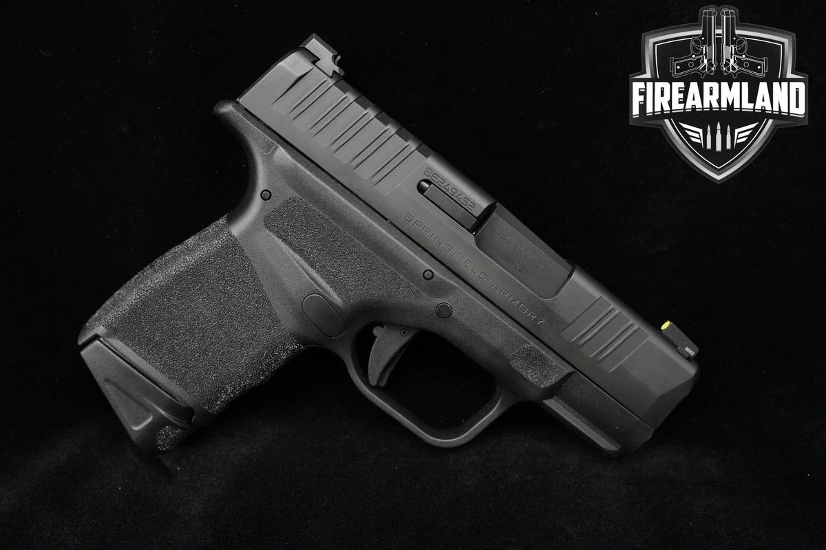 Springfield Armory Hellcat 9mm Springfield Hellcat +3 MAGS & RANGE BAG