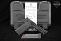 Smith & Wesson (S&W) M&P 22 Magnum Thumb Safety .22 WMR Black in Excellent Condition Image 2