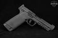Smith & Wesson (S&W) M&P 22 Magnum Thumb Safety .22 WMR Black in Excellent Condition Image 4