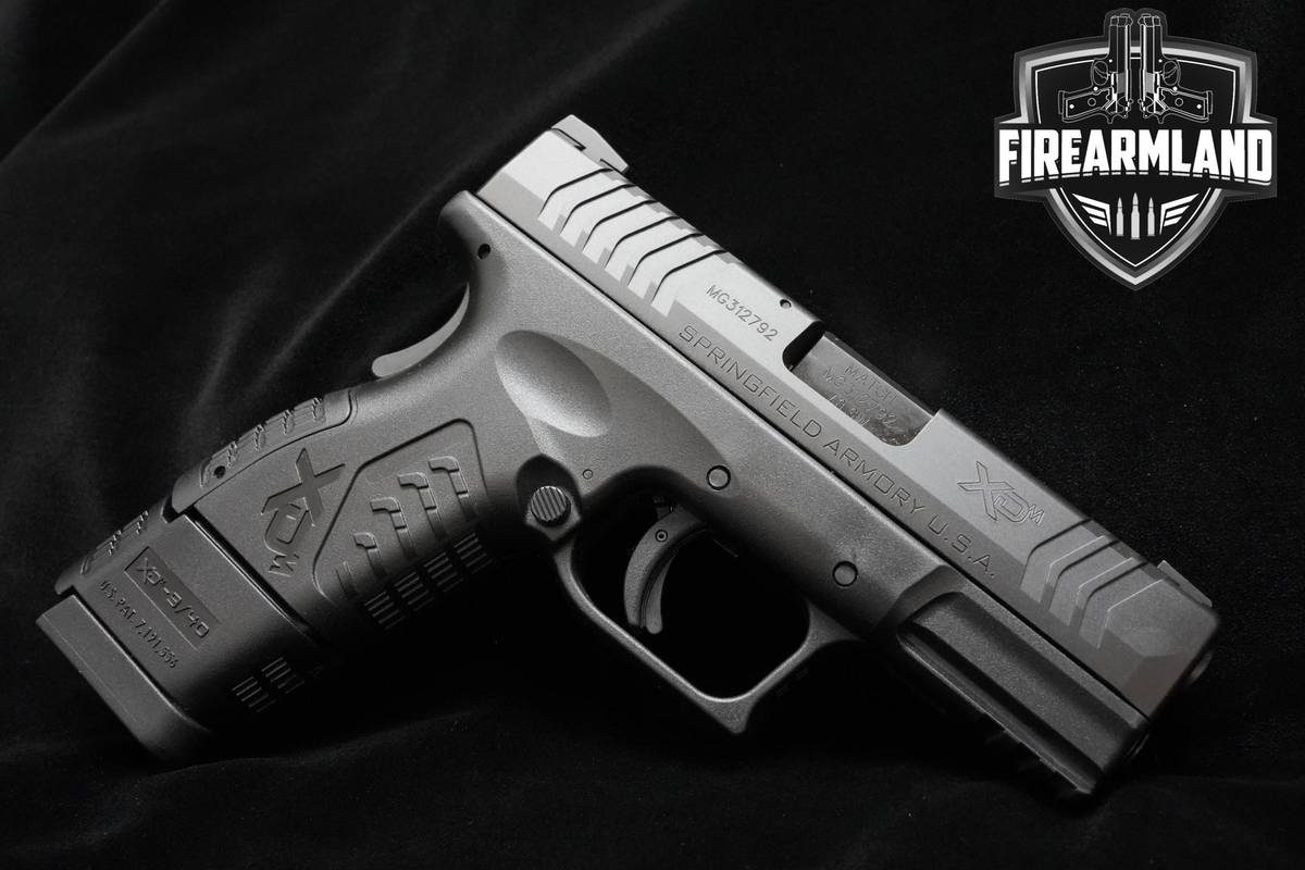 Springfield Armory XDM-40 Compact 3.8 40 S&W 3.8" XDM-40 3 MAGS & ORIG CASE