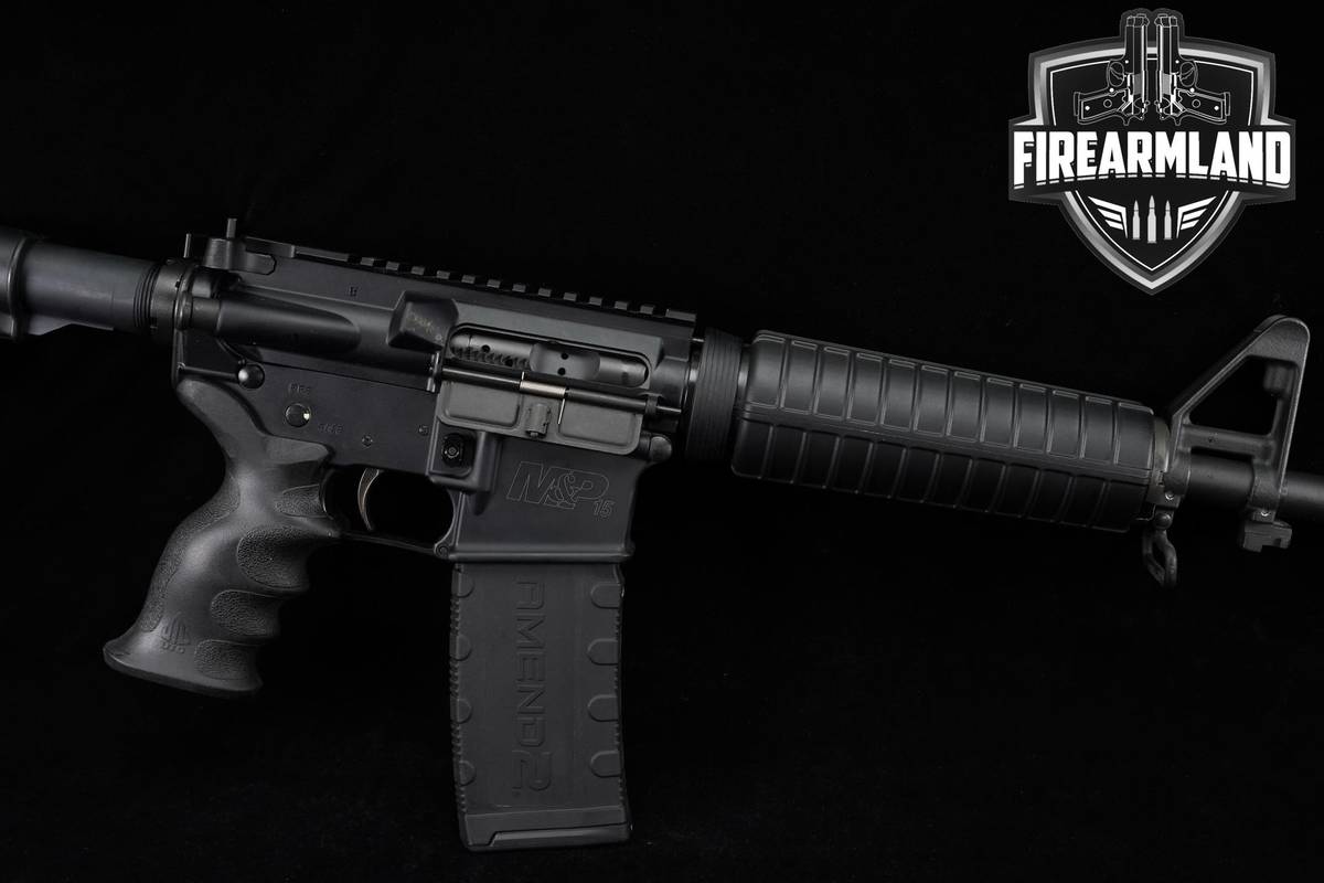 Smith & Wesson S&W M&P-15 5.56 NATO AR15 16" M&P15 AR Tactical Rifle