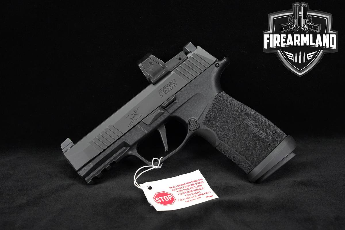 LNIB Sig Sauer P365 XMacro 9mm 3.7 P-365 +3 MAGS, OG CASE & ROMEOZero Elite
