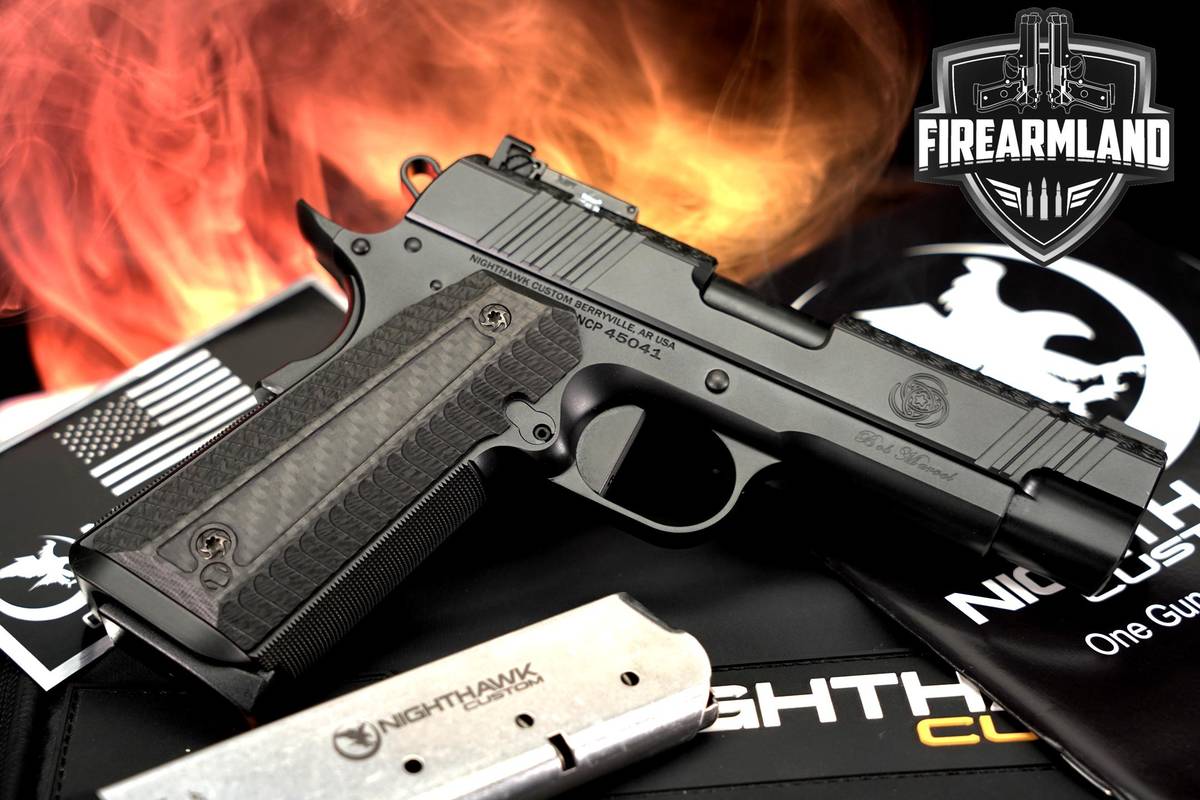 Nighthawk Custom Bob Marvel Commander 45 ACP 1911 4.25" +4 MAGS & ORIG CASE