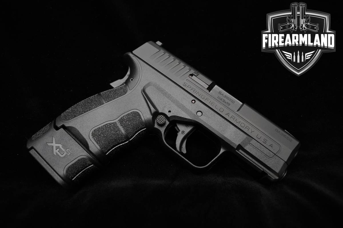 Springfield Armory XDS-9 3.3 Mod 2 3.3" XDS-9 Springfield 2 MAGS & ORIG BOX