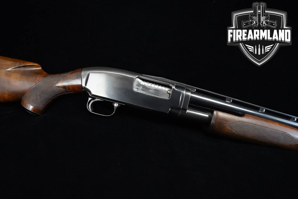 COLLECTOR 1928 Winchester Model 12 12-Gauge 30" Winchester RELEASE TRIGGER