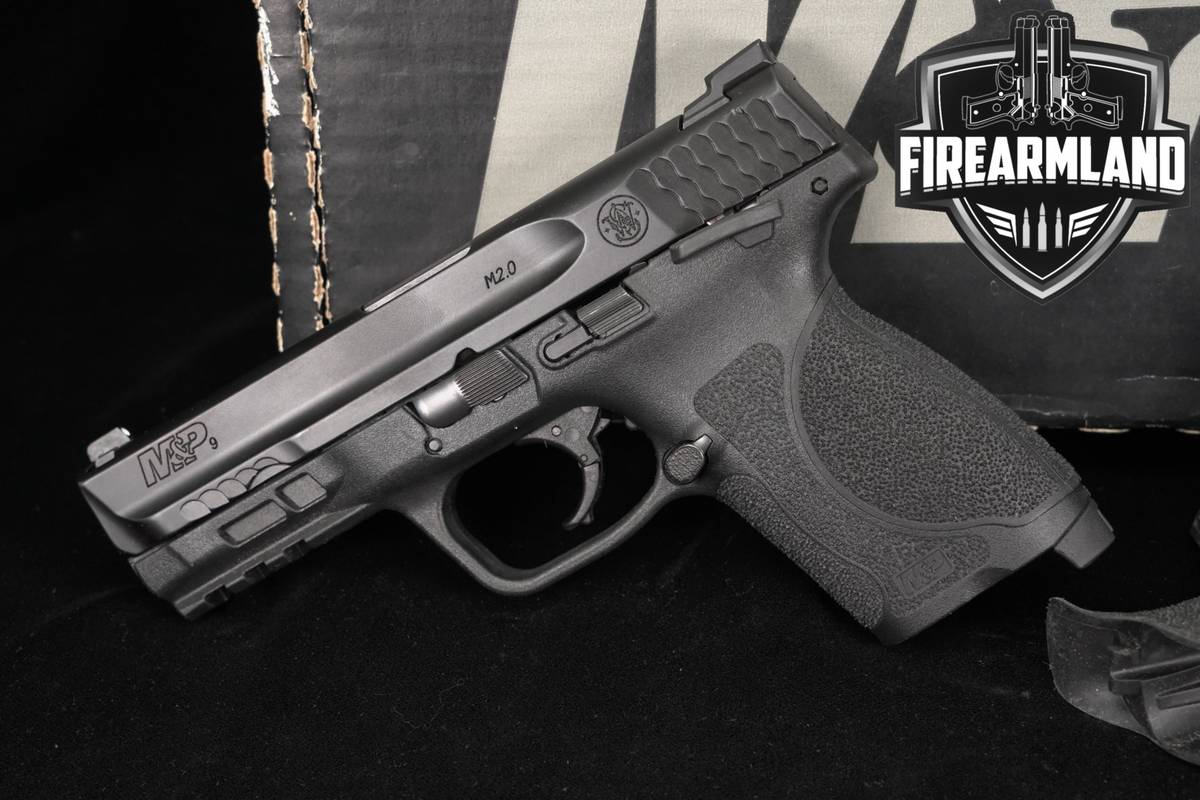 Smith & Wesson M&P9 M2.0 Compact S&W 9mm +2 MAGS & ORIG BOX