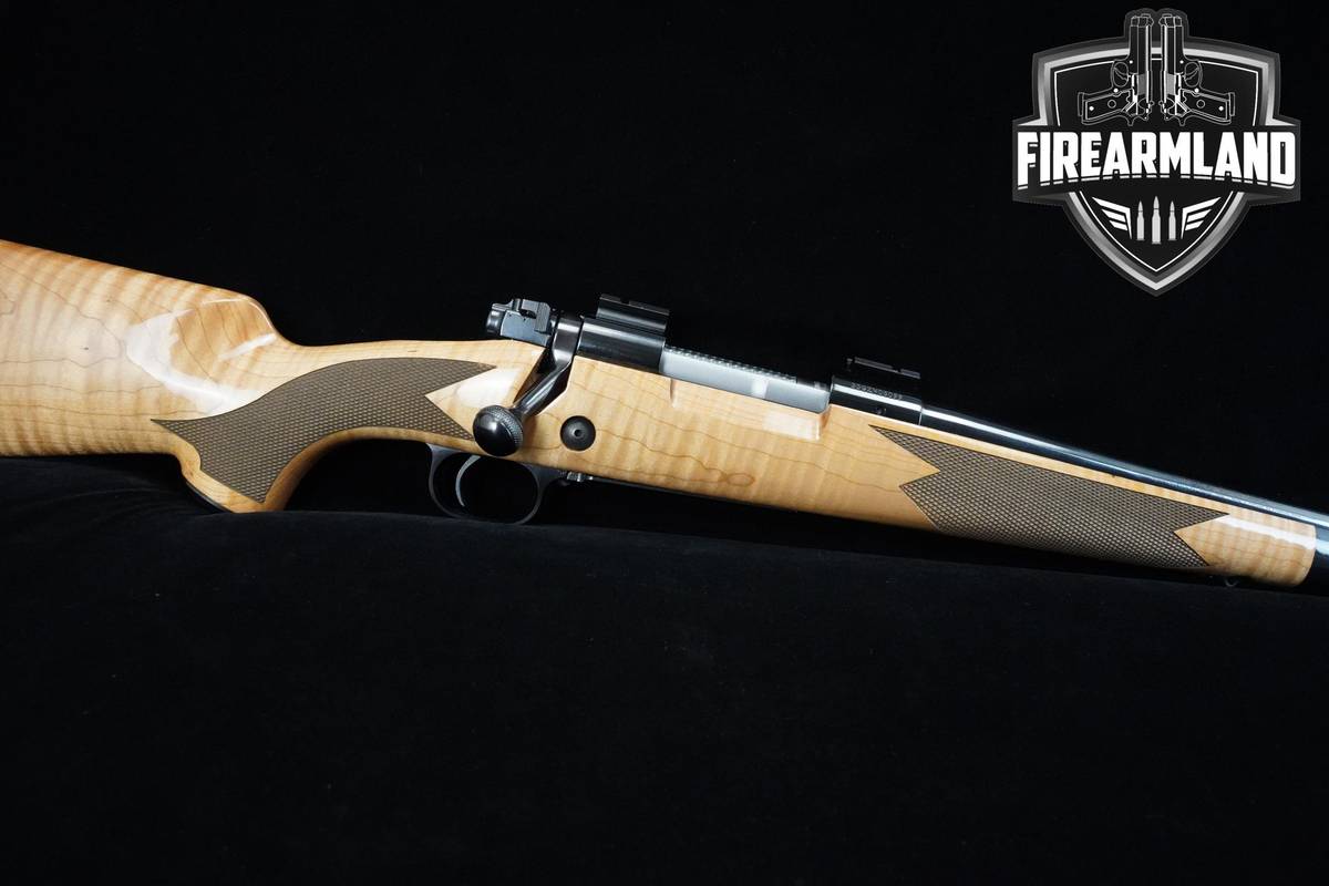 LIKE-NEW Winchester Model 70 Super Grade Maple 6.5 Creedmoor Winchester-70