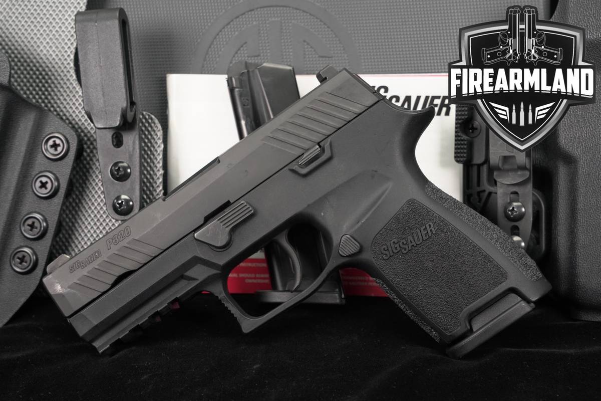 Sig Sauer P320 Compact 9mm 3.9" P 320 +2 MAGS, ORIG CASE & HOLSTER