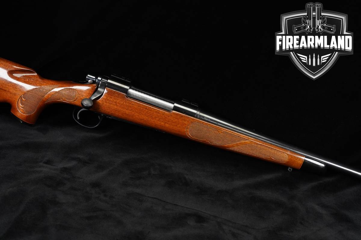 CLASSIC Remington Model 700 BDL 300 Win Magnum 24"