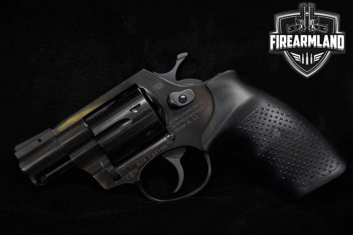 Rock Island Armory (RIA) Model AL3.0 357 Magnum RIA AL 3.0 +ORIG CASE