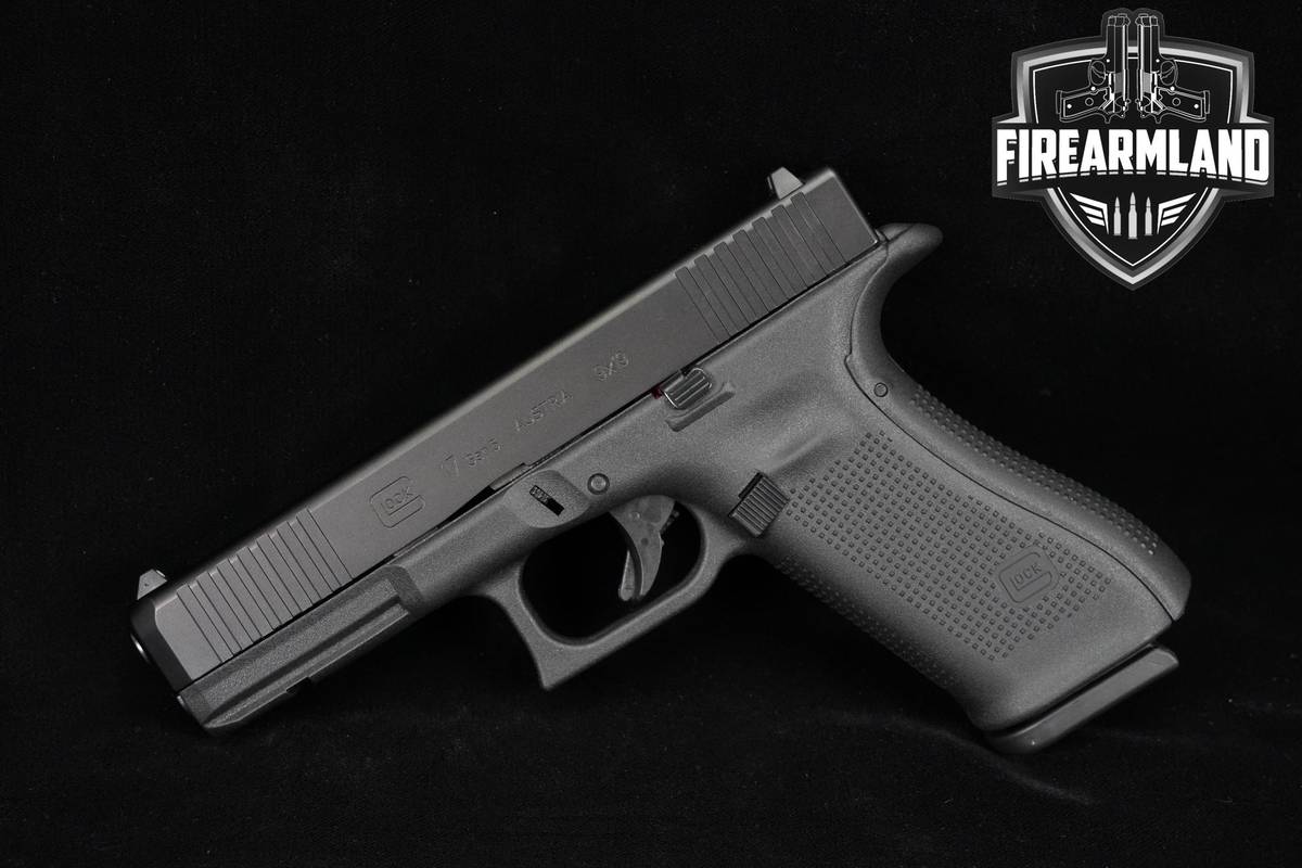 Glock 17 Gen5 9mm 4.49" G17 Gen 5 Duty Carry Pistol +3 MAGS & ORIG CASE