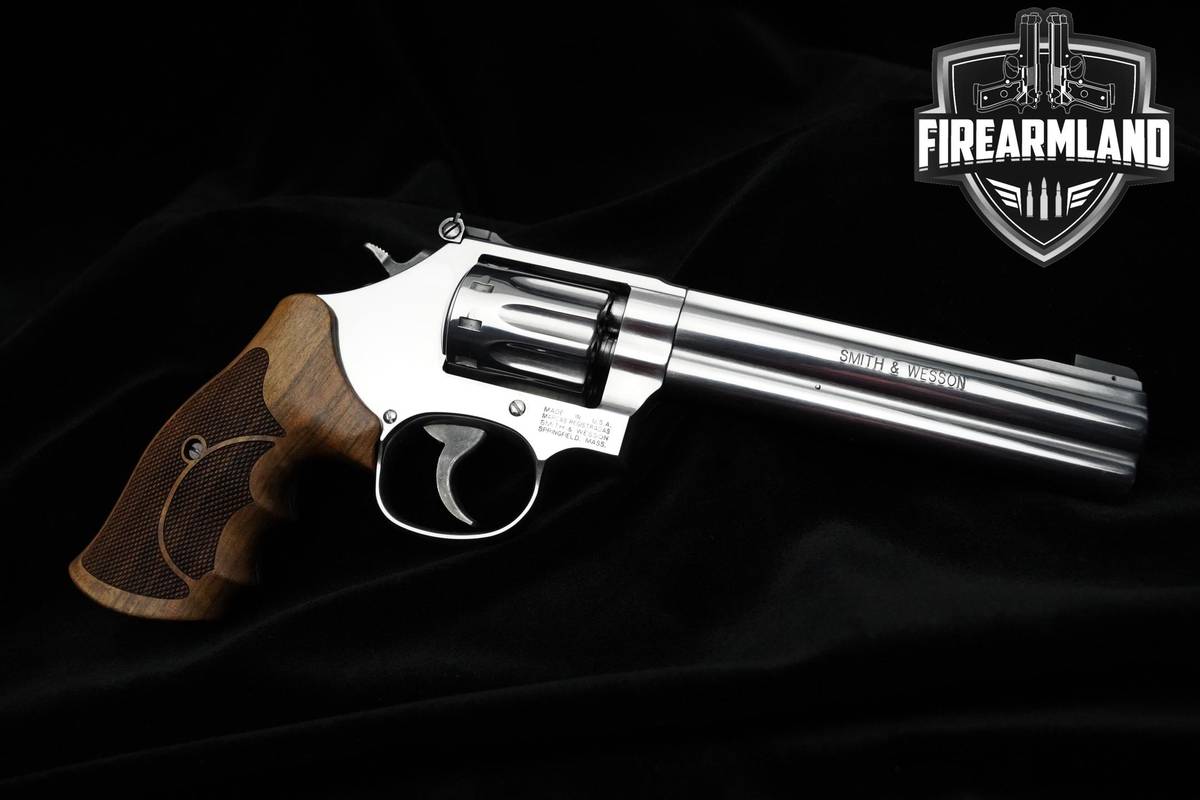 Smith & Wesson (S&W) 617-6 K-22 Masterpiece 22LR 6" 617-6 S&W K22 ORIG CASE