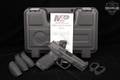 Smith & Wesson (S&W) M&P 40 M2.0 Compact, No Thumb Safety .40 S&W Black in Very Good Condition Image 2