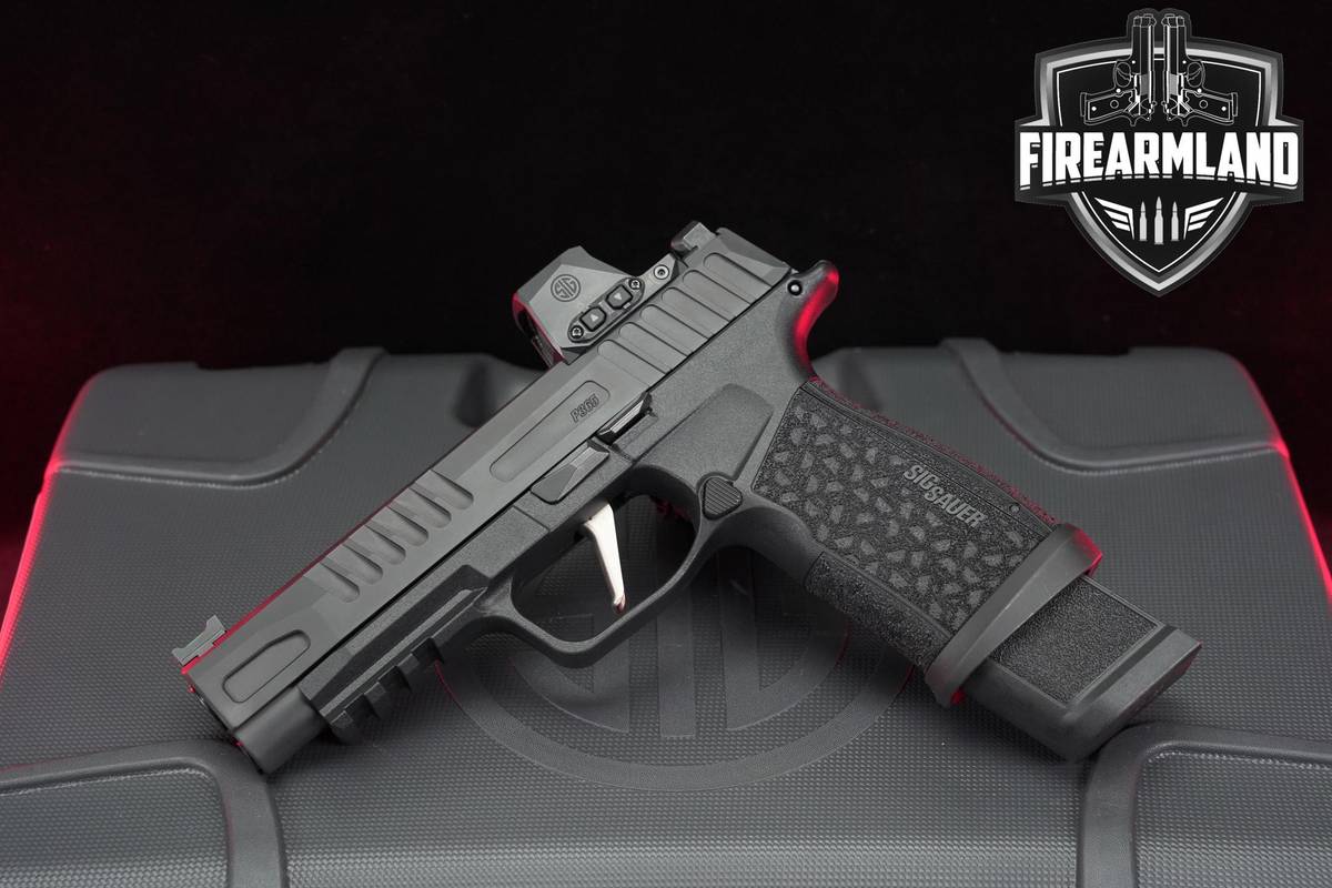 Sig Sauer P365 FUSE ROMEO-X Compact 9mm 4.3" XMacro P 365 ORIG CASE & OPTIC