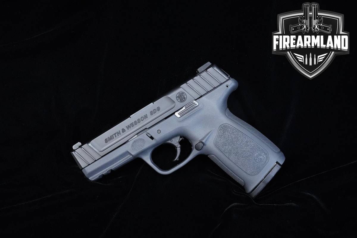 Smith & Wesson (S&W) SD9 9mm S&W SD-9 +2 MAGS