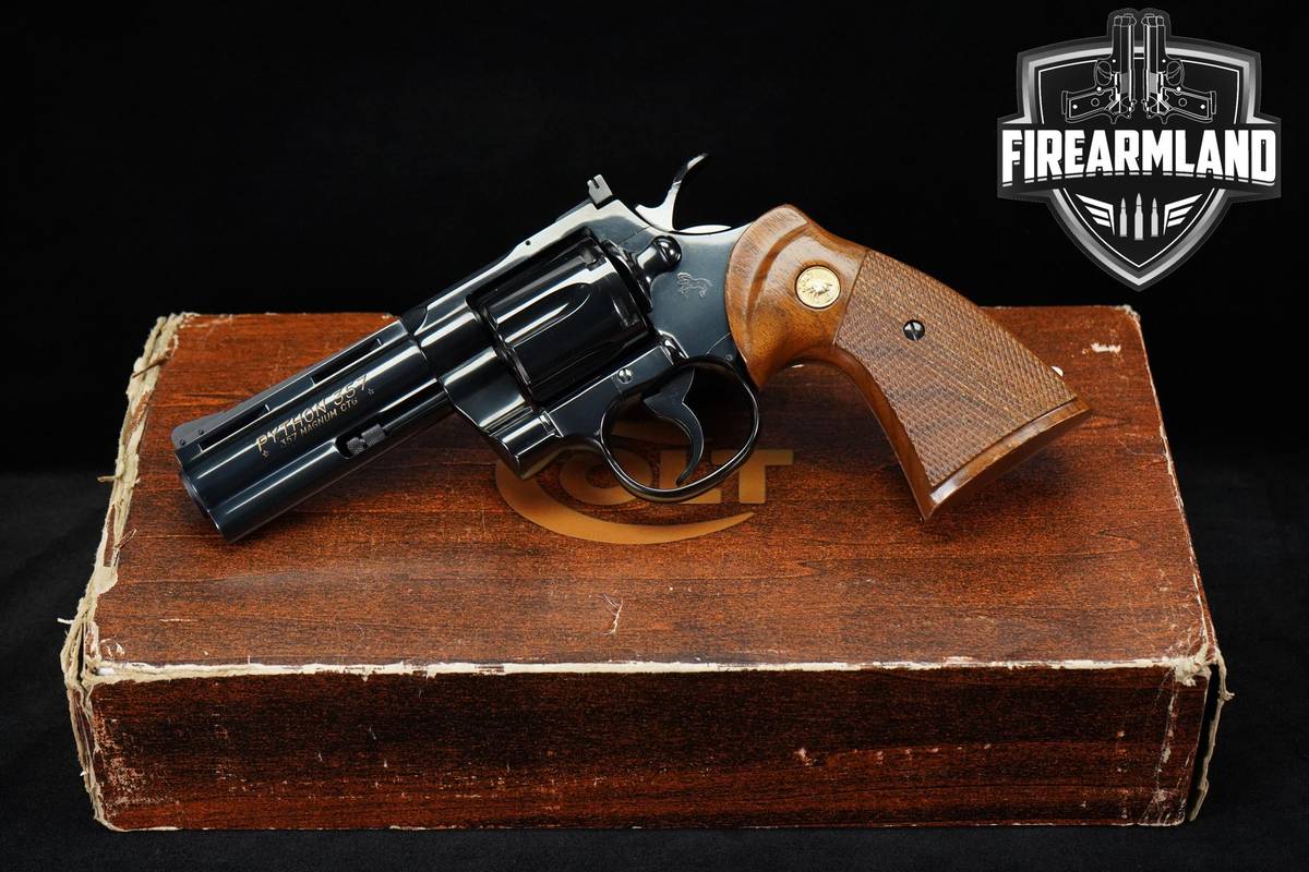 VINTAGE 1979 Colt Python 357 Magnum 4" Royal Blue Factory Letter +ORIG BOX