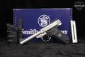 Smith & Wesson (S&W) SW22 Victory .22 LR Satin Stainless in Very Good Condition Image 2