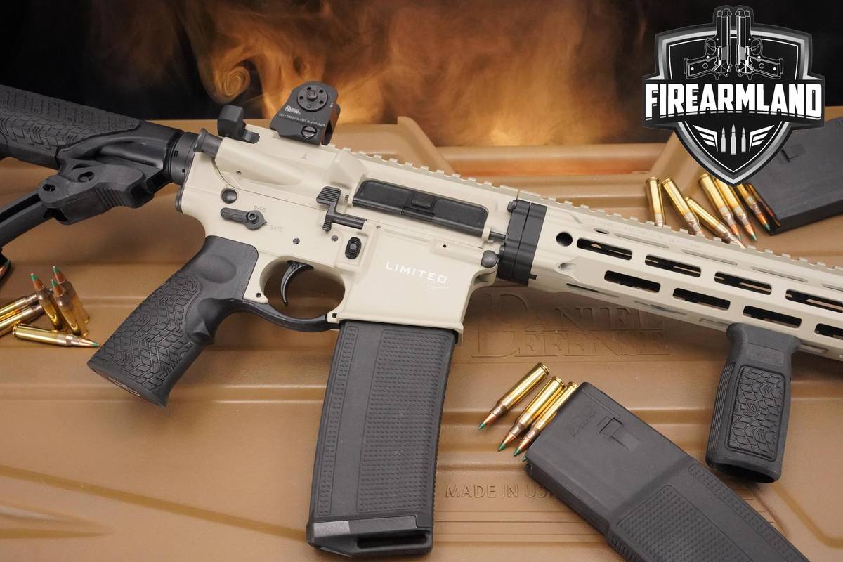 LIMITED SERIES Daniel Defense DD4 V7 AR-15 AR15 AR 16" Tan DD4-V7 +ORIG BOX
