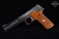 Smith & Wesson (S&W) Model 422 .22 LR Blued in Very Good Condition Image 2